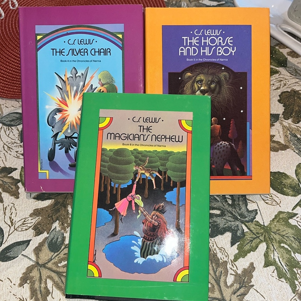 Vintage 1970s/1980s Chronicles of Narnia Paperback Lot (3 Books) -C.S. Lewis EUC